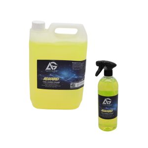 Semi transparent jerrycan and transparent bottle, both containing Rebound Tyre and Rubber Cleaner by Auto Glanz.