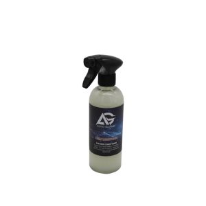 Transparent bottle containing OEM Maintenance Leather Conditioner by Auto Glanz