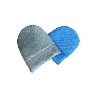 Microfiber finger applicators, one in grey on the left and one in light blue on the right.